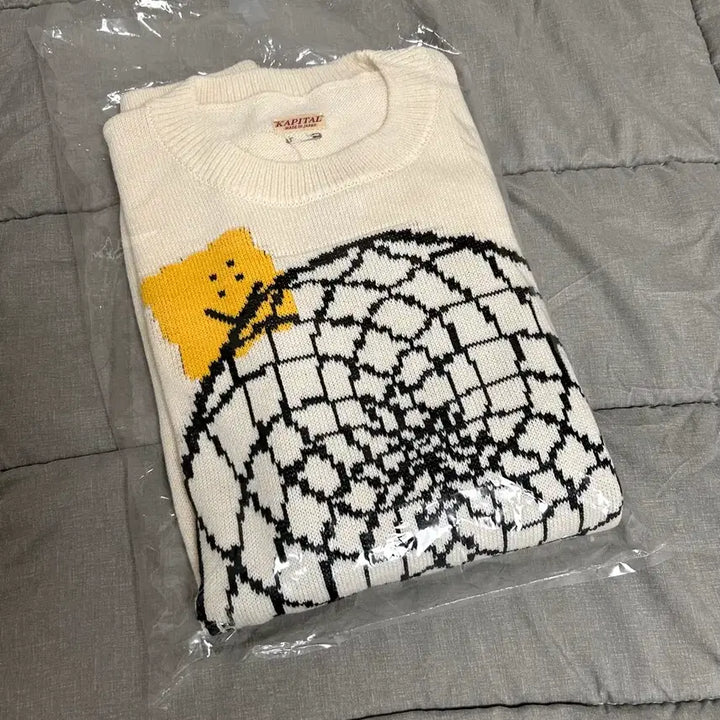 [BUNJANG] Capital 7G Knit Crewneck Sweater / 캐피탈 7G 니트 패키쉬 드림캐쳐 크루넥 스웨터 내츄럴