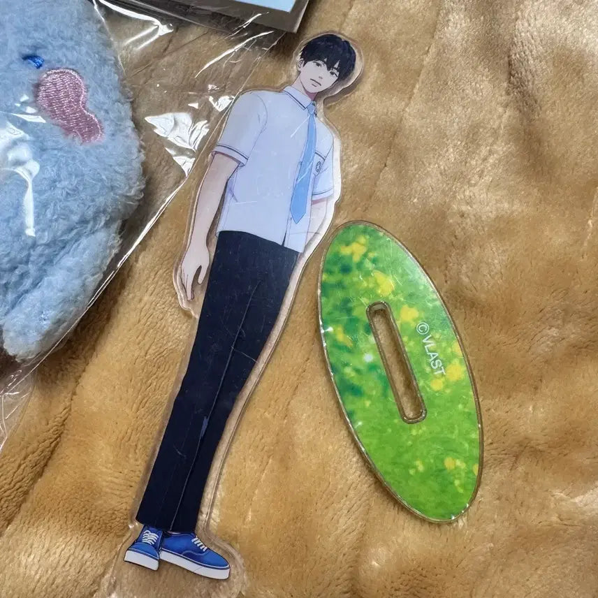 [BUNJANG] PLAVE Yuheum Yejun Acrylic Stand &amp; Mye-mu Hat Set / 플레이브 육여름 예준 아크릴스탠드+몌무모자