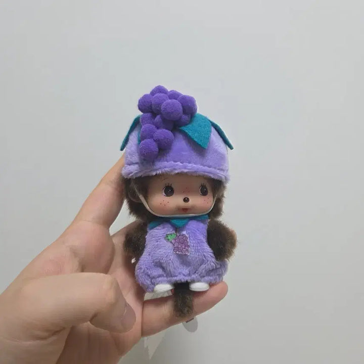 [BUNJANG] Monchhichi Grape Plush Keychain / 포도 몬치치 인형 키링 택포