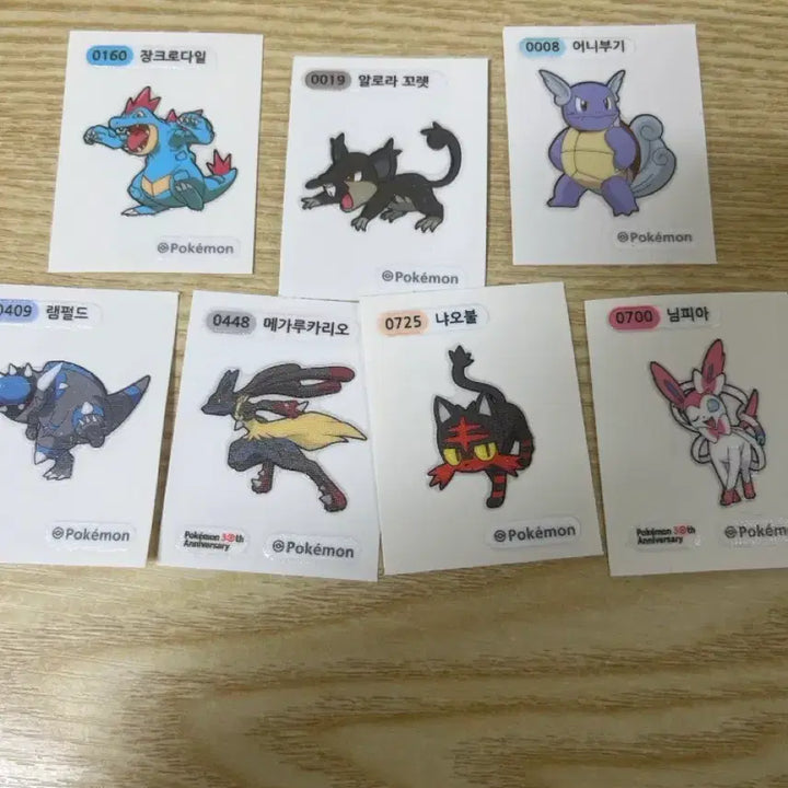 [BUNJANG] Pokemon Stickers 54-Piece Bundle / 포켓몬띠부실 65장 일괄판매 (사진2장)