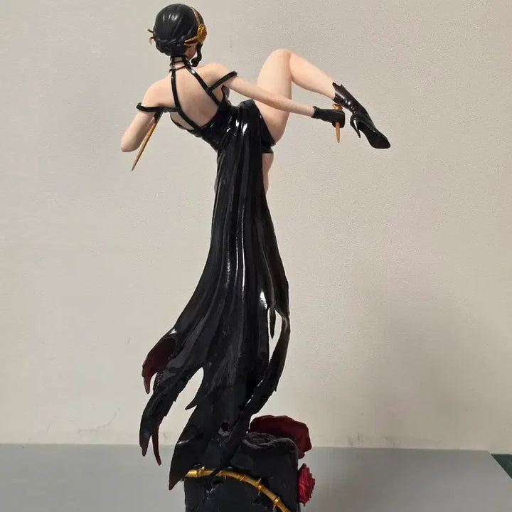 [BUNJANG] Spy x Family Yor Forger Figure (35cm) / (택포)스파이패밀리 요르 포저 피규어