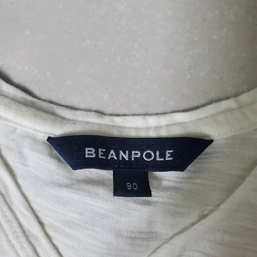 [BUNJANG] Beanpole White V-Neck Short Sleeve T-Shirt Women&