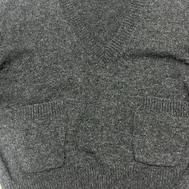 [BUNJANG] Dark Grey Pocket V-Neck Knit / 다크그레이 포켓 브이 니트
