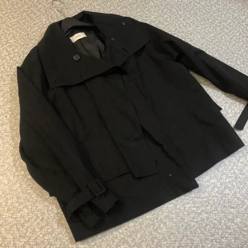 [BUNJANG] High Neck Balloon Fit Windbreaker Jacket / 바스락 자켓 점퍼 야상 사파리 하이넥 바람막이 벌룬 블랙 검정 트렌치