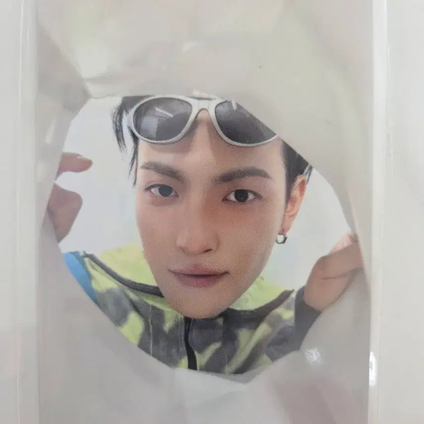 [SOLD OUT] [BUNJANG] ATEEZ Aniteez Hongjoong Stamp Photocard / 에이티즈 애니티즈 스탬프 포카 양도 홍중