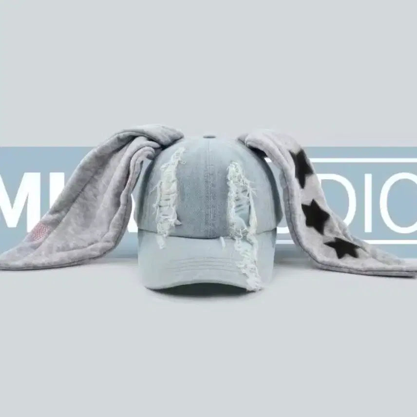 [BUNJANG] NewJeans Graduation Photo Hat Rental / omg 오엠쥐 뉴진스 졸사 졸업사진 대여