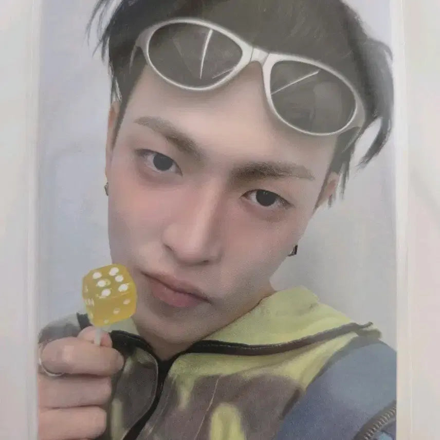 [SOLD OUT] 에이티즈 애니티즈 홍중 3D 스티커포카 양도 판매