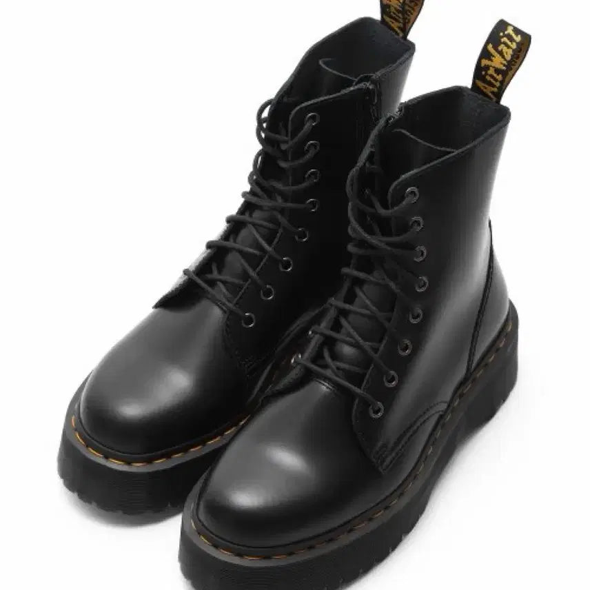 [BUNJANG] Dr. Martens Jadon Smooth Platform Boots 8-Eye Black / 닥터마틴 제이든 스무스 플랫폼 부츠 8홀 블랙 220-230