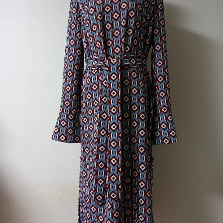 [BUNJANG] MOJO.S.FIN Unbalanced Hem Silk Blend Dress / 모조에스핀 원피스
