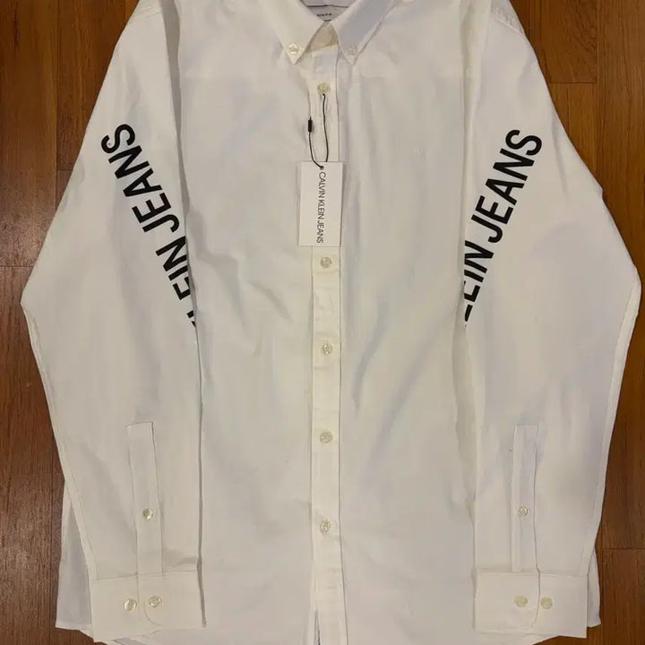 [BUNJANG] Calvin Klein Jeans White Shirt L Size / 캘빈클라인진 흰색 셔츠 L 새상품