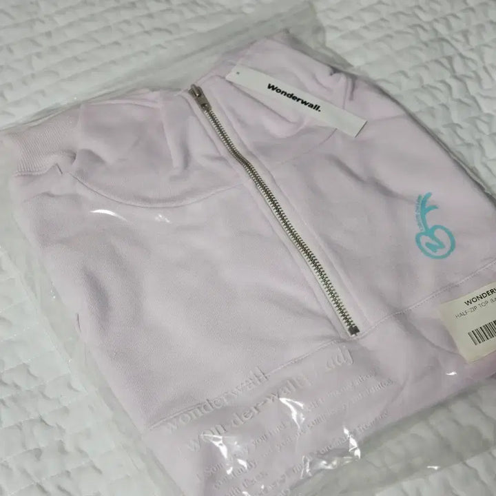 [BUNJANG] ONF Wonderwall HALP Zip-Up Top Lavender FREE Size / [미개봉 새상품] 온앤오프 원더월 반집업 라벤더 FREE