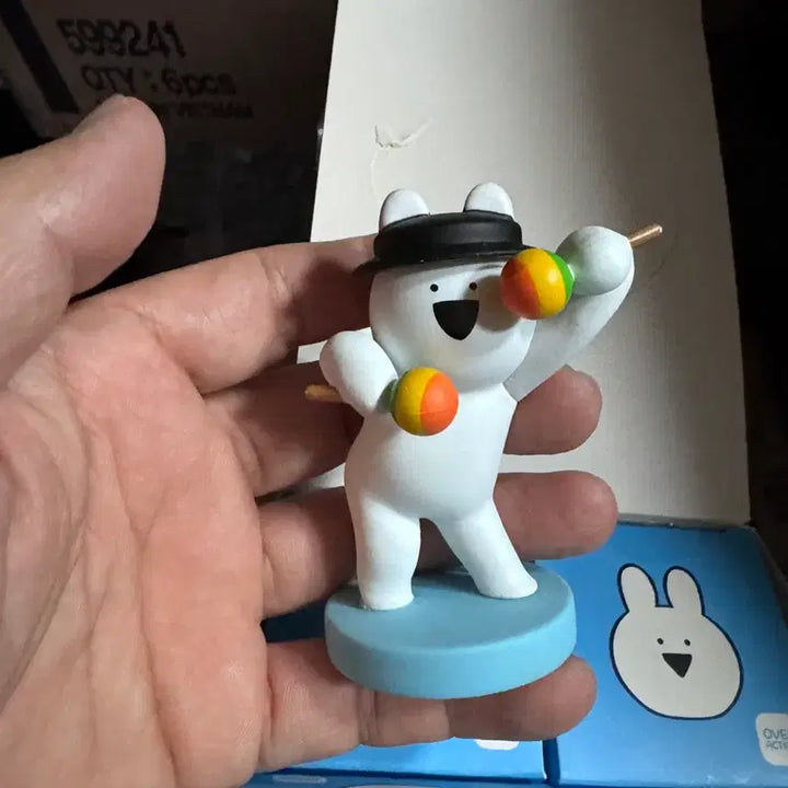 [BUNJANG] Over Action Rabbit Figure 6-Piece Set / 오버액션 토끼 피규어 6종 박스 개봉