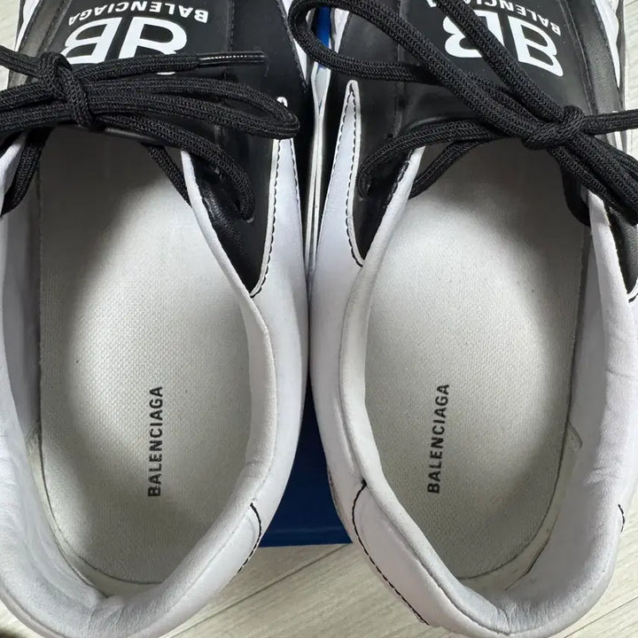 [BUNJANG] Balenciaga Speed Runner Size 41 / 발렌시아가 젠 41