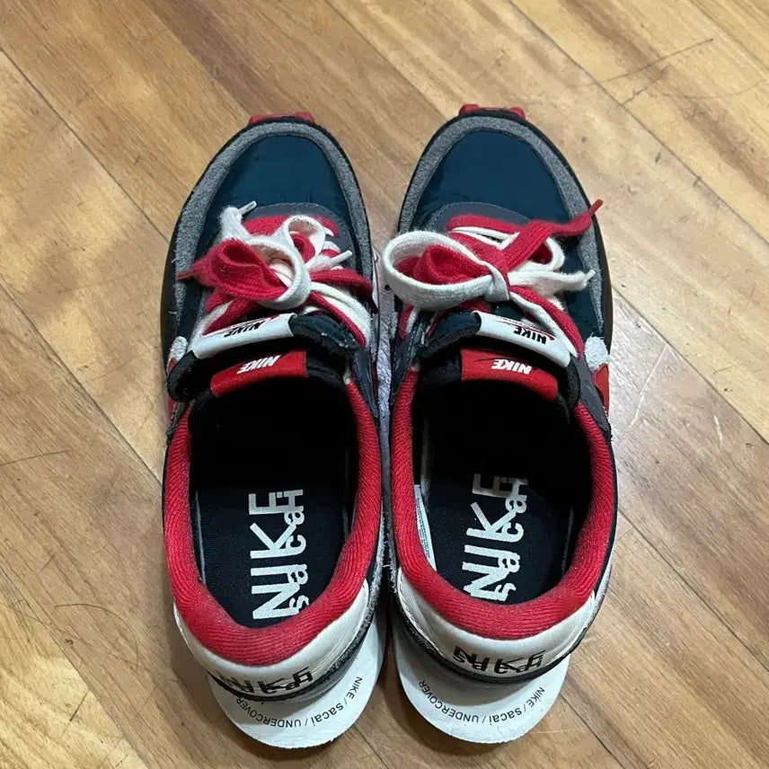[BUNJANG] Nike x Sacai x Undercover Collaboration Sneakers (Size 240) / 나이키x사카이 240