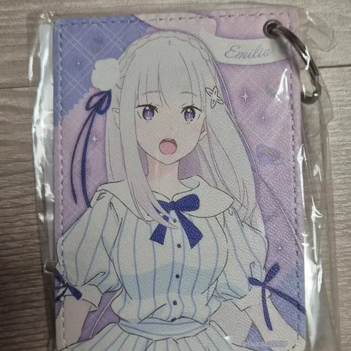 [BUNJANG] Re:Zero Emilia Cardholder (Sealed) / 리제로 에밀리아 카드홀더