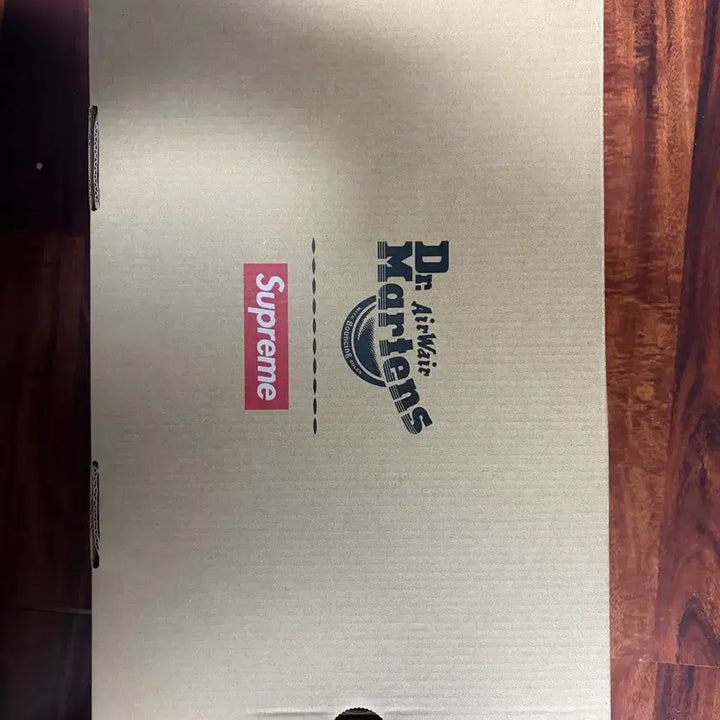 [BUNJANG] Supreme Dr. Martens Size 300 / 슈프림 닥터마틴 300사이즈
