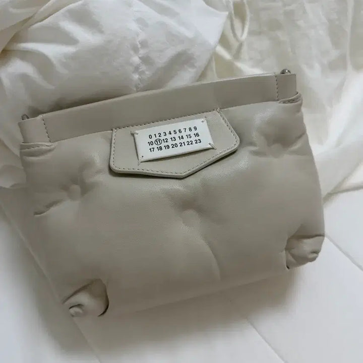 [BUNJANG] Maison Margiela Glam Slam Red Carpet Bag / 메종 마르지엘라 글램슬램 레드카펫백