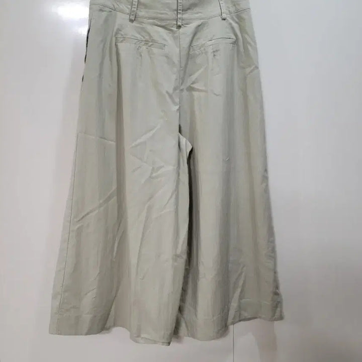 [BUNJANG] G.cout Two-Tuck Wide Culottes Pants (Green, Size 66) / 연그린 투턱  와이드 큐롯 팬츠 66