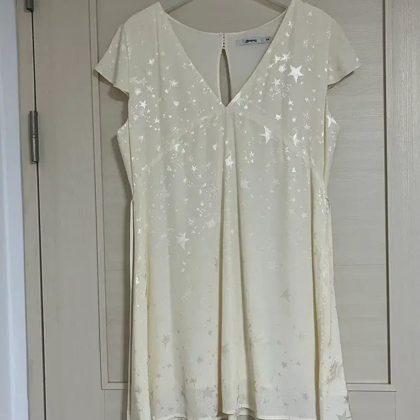 [BUNJANG] Glowny Jules Dress Medium / 새상품 Glowny 글로니 JULES DRESS 미듐사이즈
