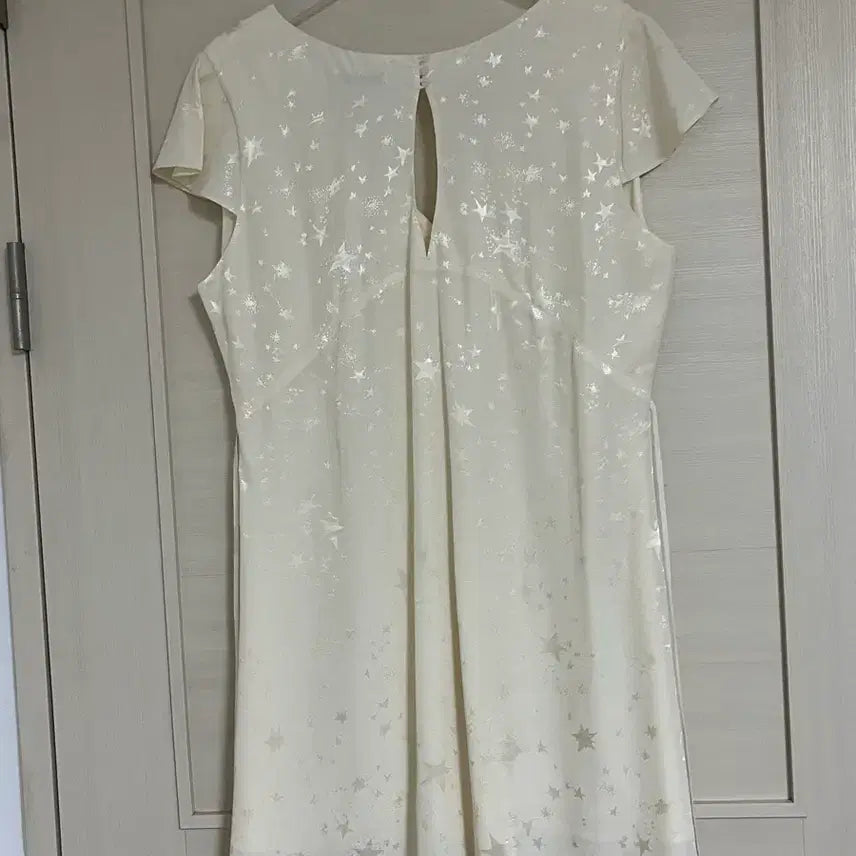 [BUNJANG] Glowny Jules Dress Medium / 새상품 Glowny 글로니 JULES DRESS 미듐사이즈