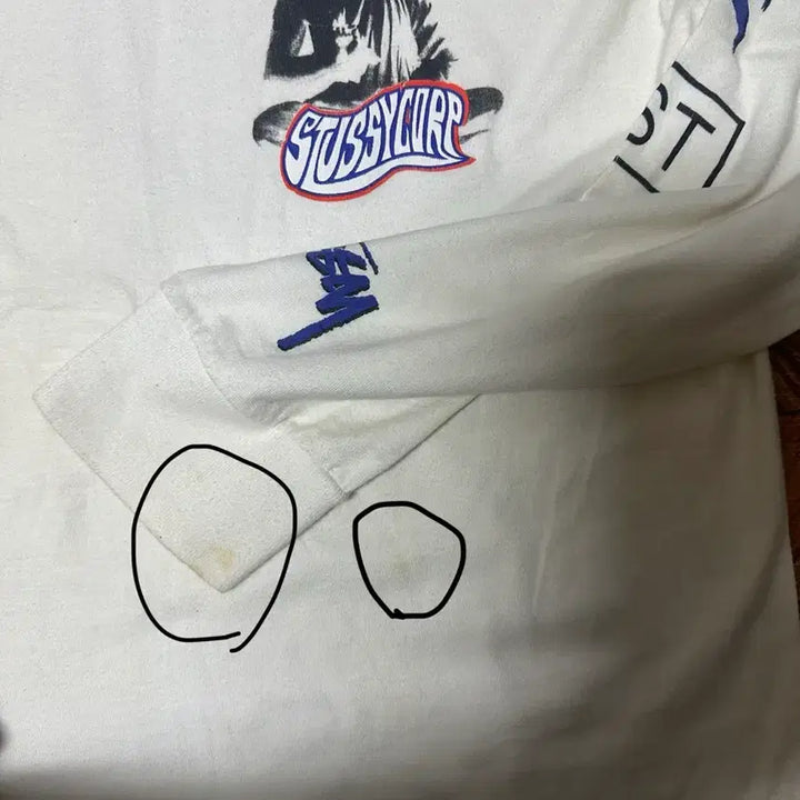 [BUNJANG] Stussy Long Sleeve T-Shirt White / 스투시 롱슬리브