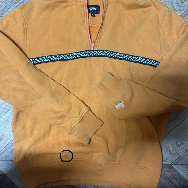 [BUNJANG] Stussy Orange Half-Zip Sweatshirt / 스투시 오렌지색 하프집업 맨투맨