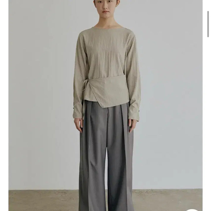 [BUNJANG] Artied Blouse - Khaki Beige (S) / (새상품)아티드 블라우스