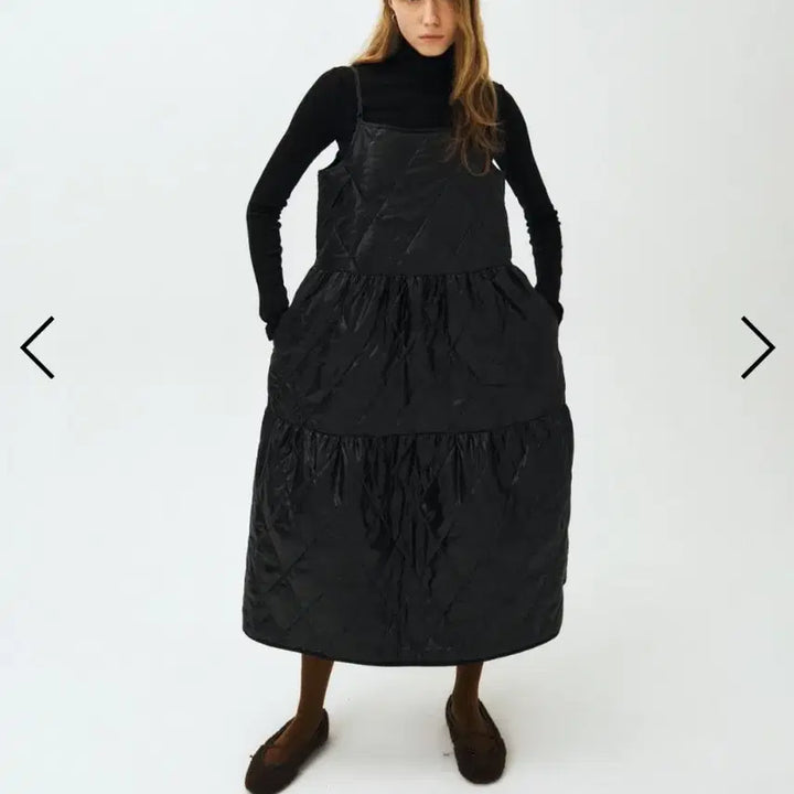 [BUNJANG] Mais Glossy Quilting Back Open Dress / mais 마이스 글로시 퀼팅 백오픈 드레스
