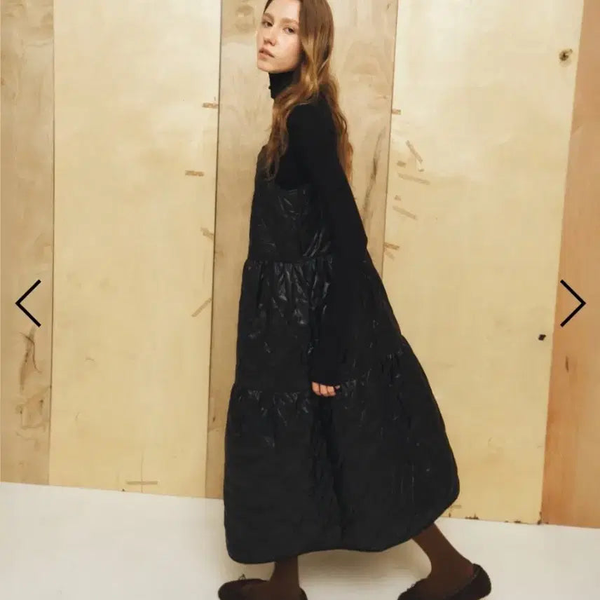 [BUNJANG] Mais Glossy Quilting Back Open Dress / mais 마이스 글로시 퀼팅 백오픈 드레스