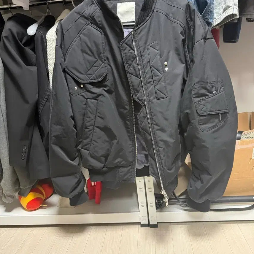 [BUNJANG] Undermycar Avaabel Multi Flap Oversized Bomber Jacket Beluga / 언더마이카 아바벨 멀티 플랩 오버사이즈 봄버 벨루가