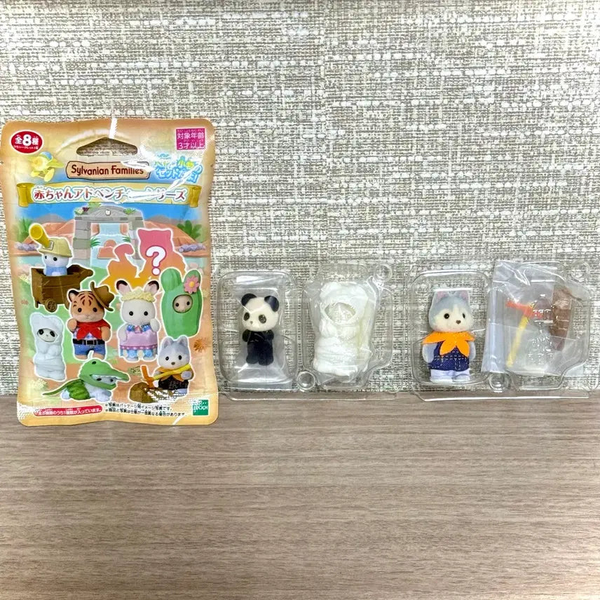 [BUNJANG] Sylvanian Families Adventure Blind Bag Series Mira Panda &amp; Husky Bundle Set / [새상품] 실바니안 어드벤처 미라판다+허스키 일괄