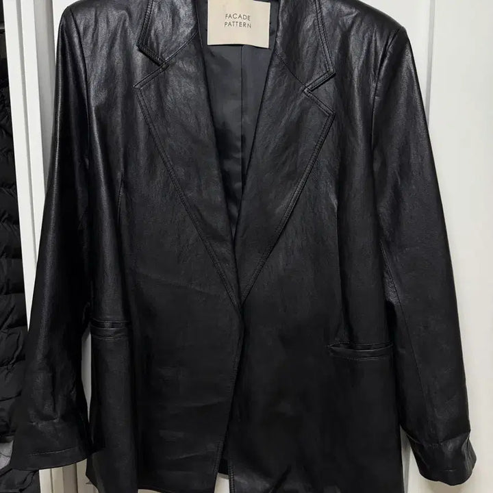 [BUNJANG] Facade Pattern Oversized Leather Jacket Black M / 파사드패턴 오버핏 레더자켓 블랙 (M)