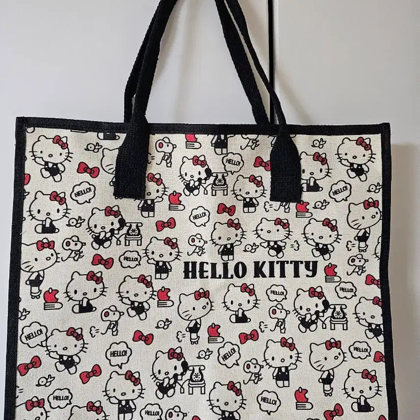 [BUNJANG] Hello Kitty Pattern Tote Bag / 헬로키티 패턴 토트백