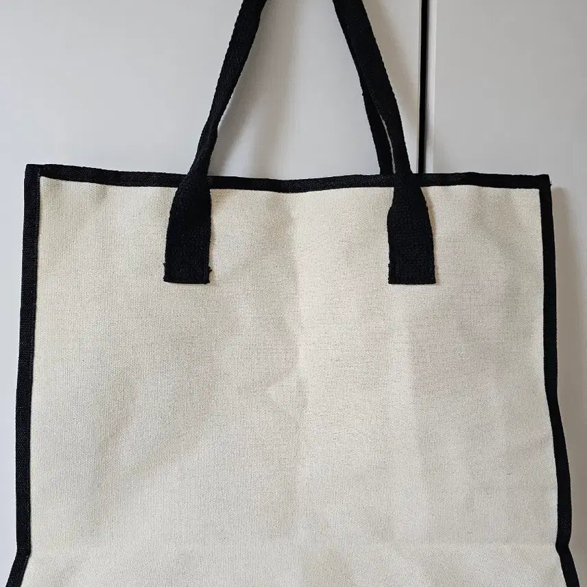 [BUNJANG] Hello Kitty Pattern Tote Bag / 헬로키티 패턴 토트백