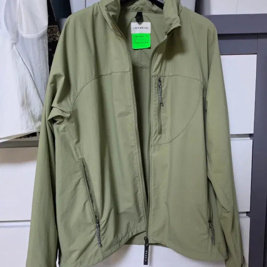 [BUNJANG] Kakhis Khaki Windbreaker Jacket / [xs] 카키스 바람막이 자켓