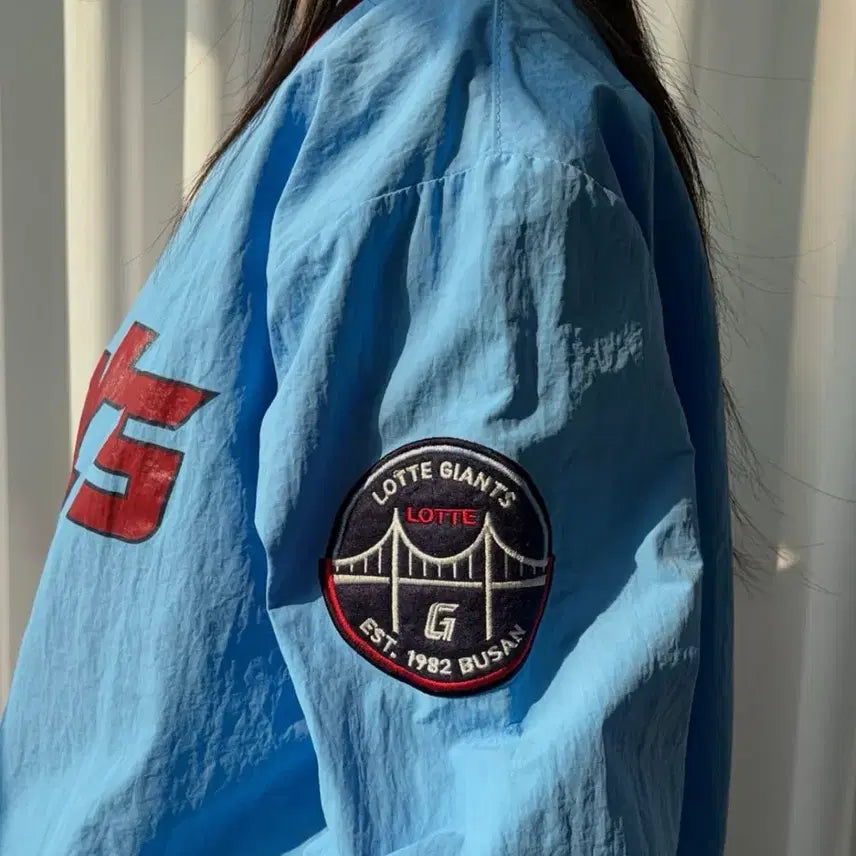 [SOLD OUT] [BUNJANG] Lotte Giants Bada Warm-up Windbreaker (Size M) / [M]롯데 자이언츠 바다 웜업 바람막이