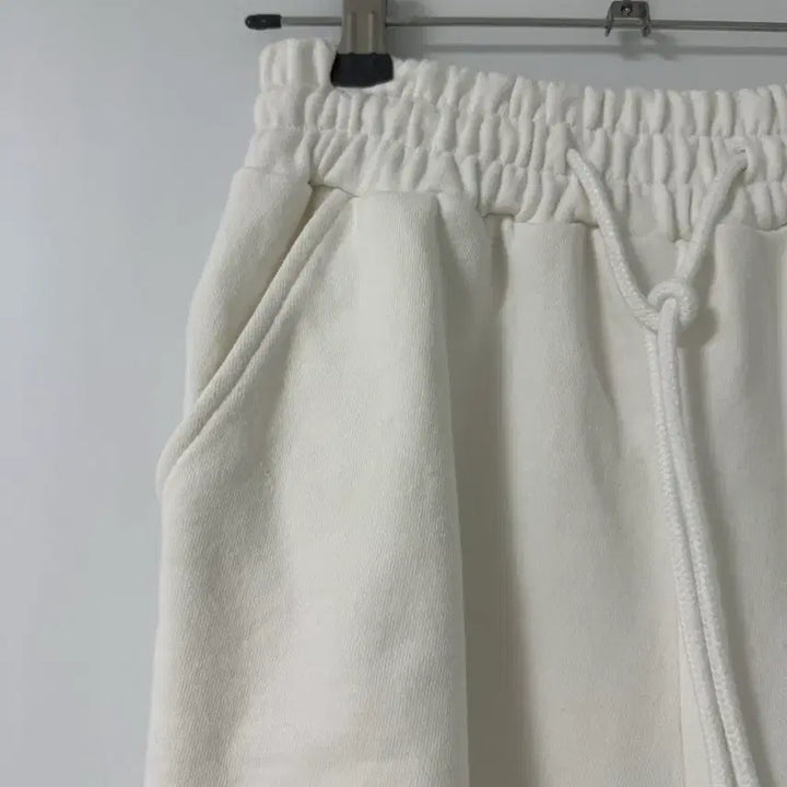 [BUNJANG] White Shorts / 화이트 반바지