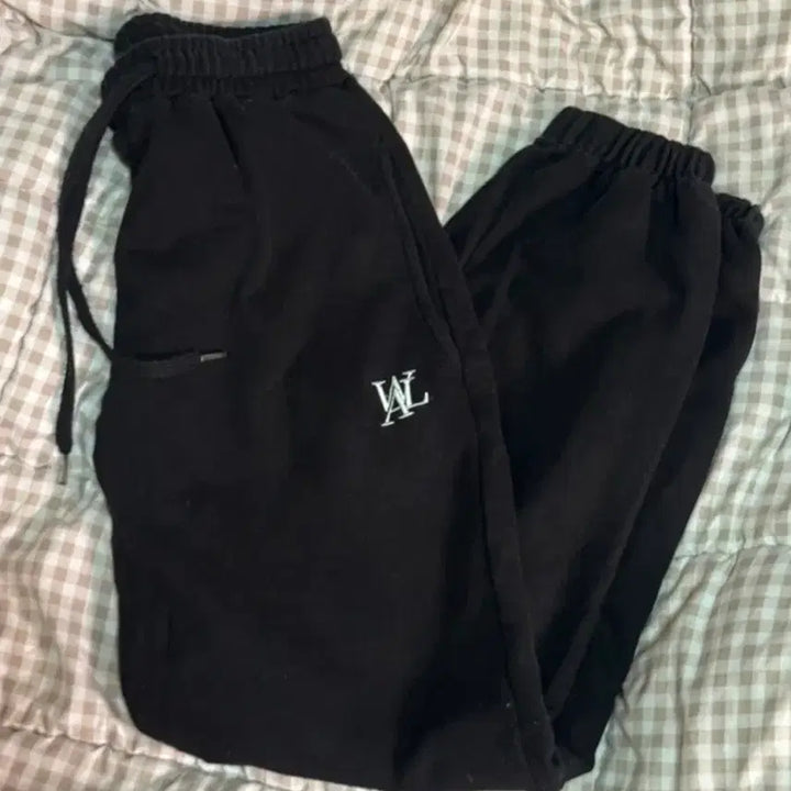 [BUNJANG] Wooalong Hooded Sweatshirt and Pants Set (Size S) / 우알롱 후드 바지 세트 (s사이즈)