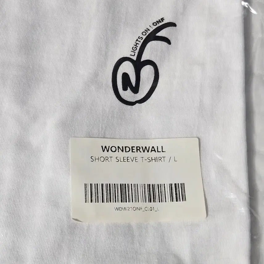 [BUNJANG] ONF Wonderwall T-Shirt (M) / [미개봉 새상품] 온앤오프 원더월 티셔츠 M