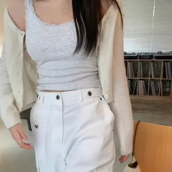 [BUNJANG] Bernie Market Lace Sleeveless Top / 베르니마켓 레이스 슬리브리스