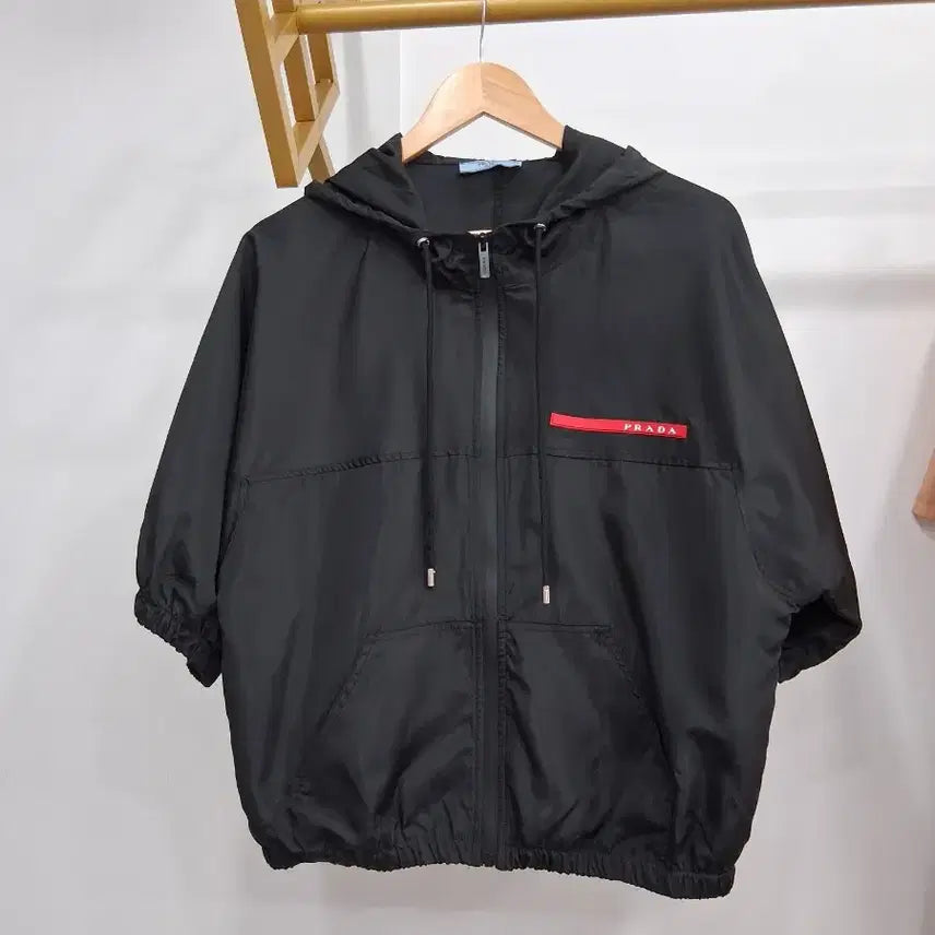 [BUNJANG] Black Short Sleeve Windbreaker Shorts Set / 블랙 반팔 바람막이  반바지 세트