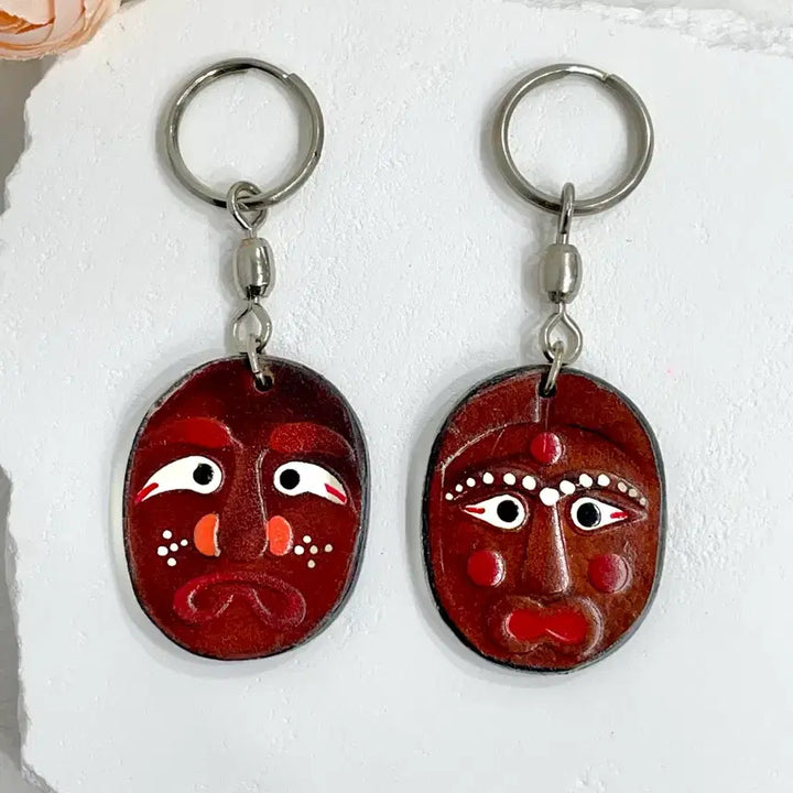 [BUNJANG] 90s Vintage Korean Traditional Mask Couple Leather Keychain Set / [90s 빈티지] K-고전키링 전통탈 커플 가죽키링