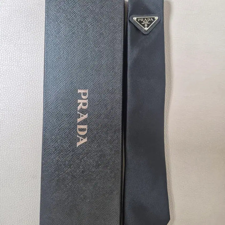 [BUNJANG] Prada Silk Necktie Black / 프라다 넥타이 블랙