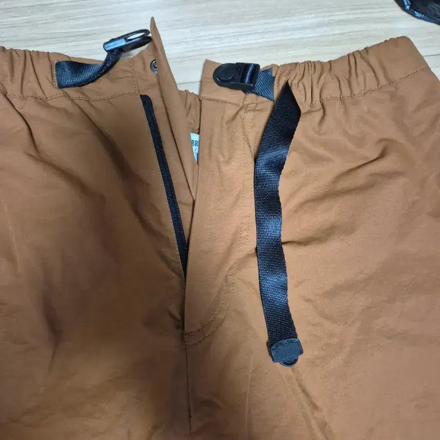 [BUNJANG] Uniform Bridge Woven Cargo Pants / 유니폼 브릿지 우븐카고