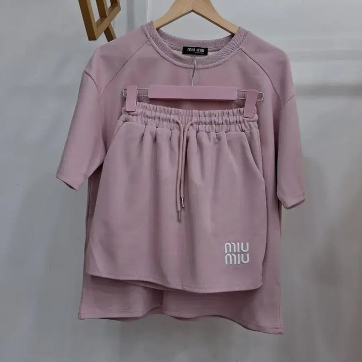 [BUNJANG] Pink Short-Sleeve T-Shirt and Skirt Set / 핑크 반팔 티셔츠 스커트 세트