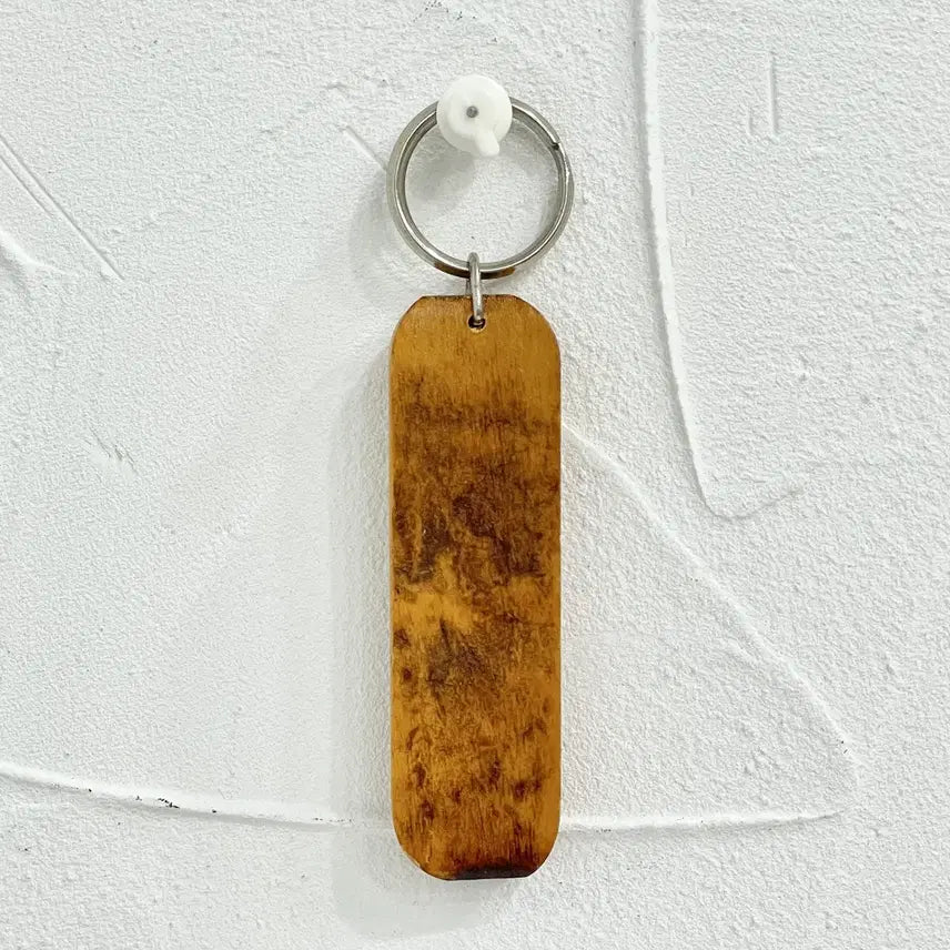 [BUNJANG] 1990s Vintage Wooden Carved Keychain / [90s 빈티지] K-고전키링 한복입은 지게꾼 원목 조각 키링
