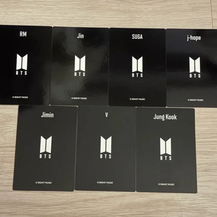 [BUNJANG] BTS ARMY Membership Kit V7 Photocard Full Set / 방탄소년단 BTS 멤버십 키트 V7 포카 풀세트 양도