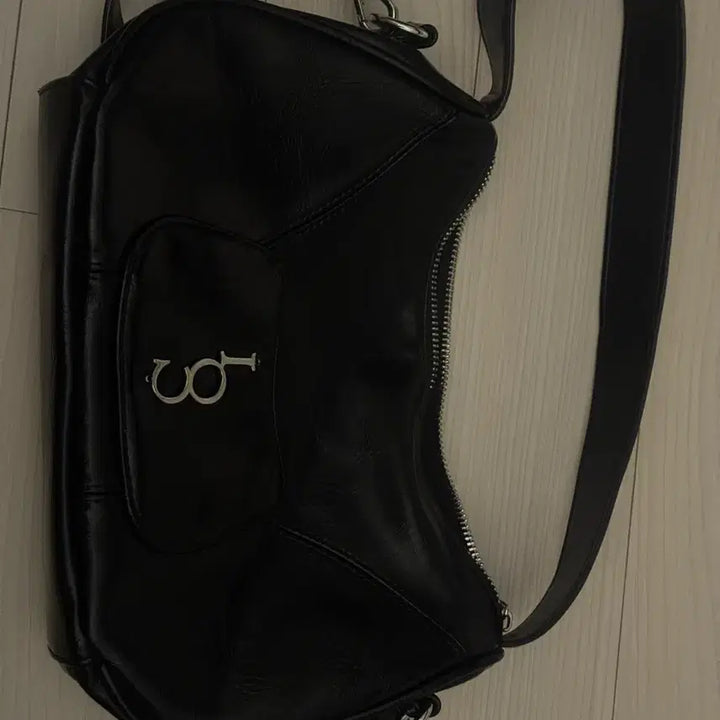[BUNJANG] ILLYGO Signature Bag Black / 일리고 시그니처백 블랙