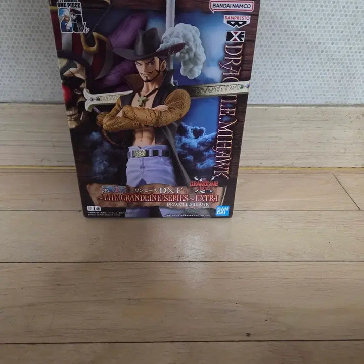 [BUNJANG] Banpresto One Piece Dracule Mihawk DXF Figure / 원피스 반프레스토 미호크 DXF 피규어