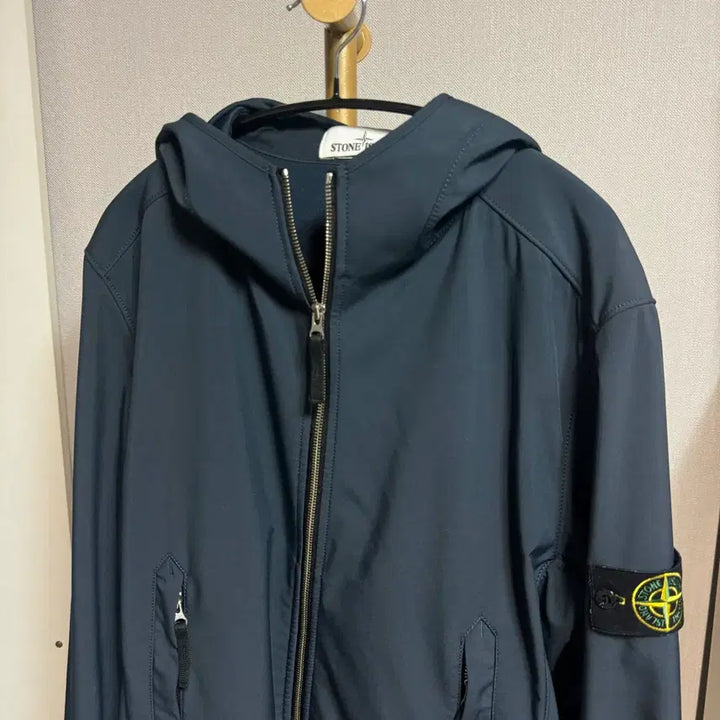 [BUNJANG] Stone Island Soft Shell Windbreaker Size L / [정품 , L사이즈] 스톤아일랜드 소프트쉘 바람막이